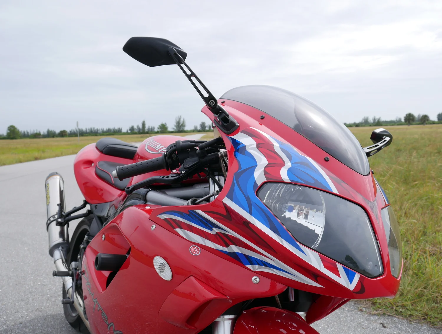 Triumph Daytona 955i motorcycle sfx library — Watson Wu dot com